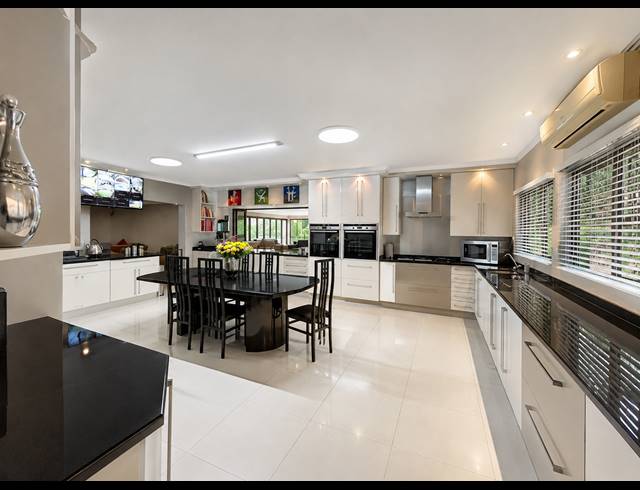5 BEDROOM HOUSE FOR SALE IN THREE RIVERS EAST